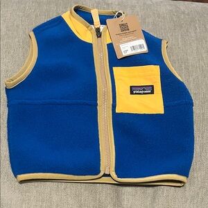 Patagonia baby’s Fleece Vest in Blue and Yellow 6-12m
